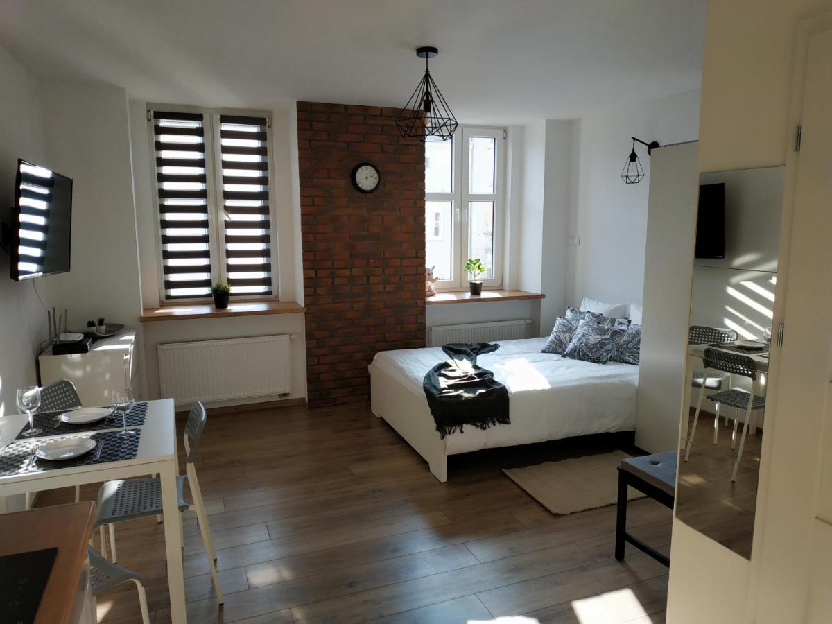 Theapartments Radwanska Łódź Exteriör bild